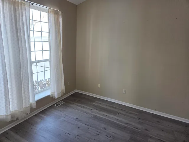 $3,295 | Undisclosed Address, Ann Arbor, MI 48105