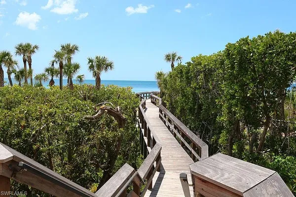 $35,000 | 8231 Bay Colony Drive, Unit 1604, Naples, FL 34108