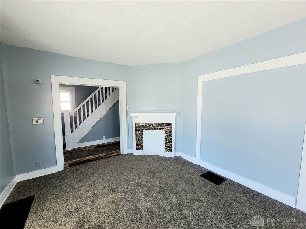 550 East Rose Street Springfield, OH 45505 - Photo 4 of 26