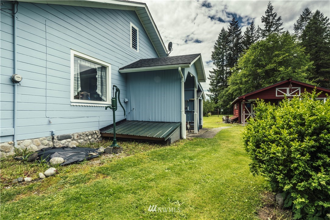 7918 Russell Road Concrete, WA 98237 - Photo 24 of 25 Gallery Image 24