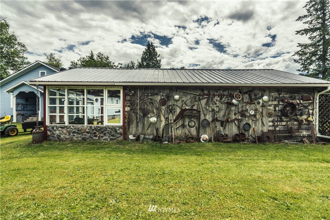 7918 Russell Road Concrete, WA 98237 - Photo 9 of 25 Gallery Image 9