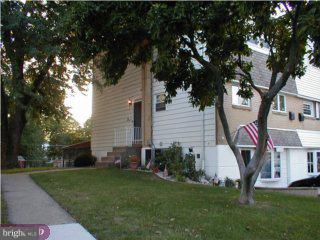 818 Avon Road Philadelphia, PA 19116 - Photo 1 of 6