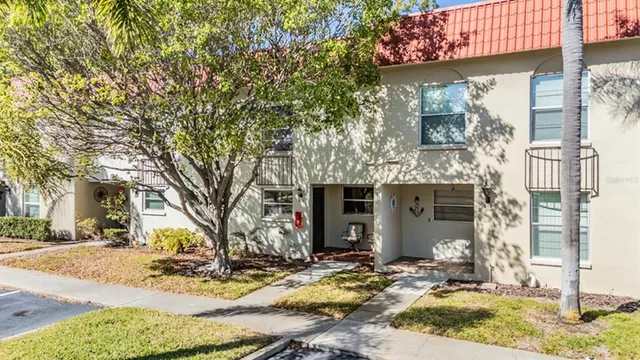 $327,000 | 2700 Bayshore Boulevard, Unit 508, Dunedin, FL 34698
