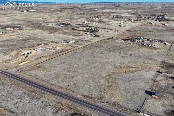 a close view of sink