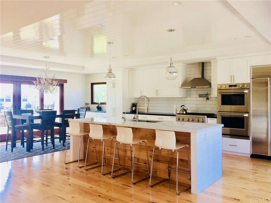 438 Broadway Costa Mesa, CA 92627 - Photo 8 of 27