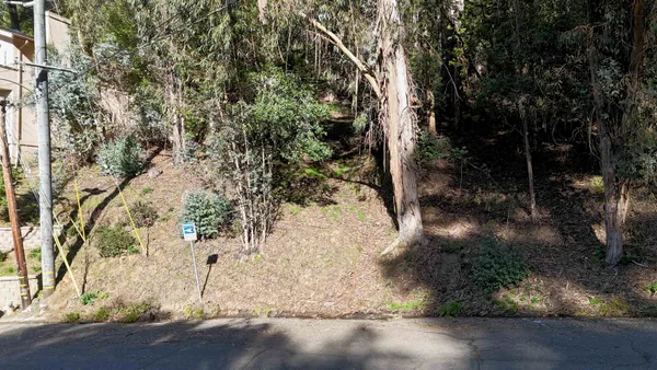 $89,000 | 6698 Moore Drive, Oakland, CA 94611
