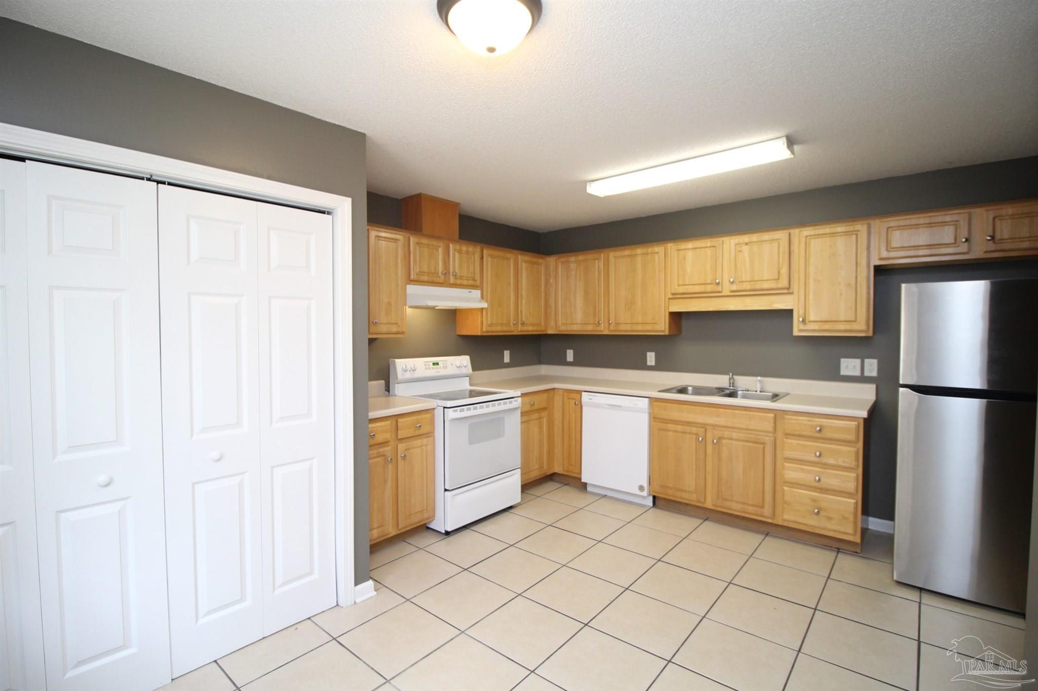 7161 Pine Blossom Road Milton, FL 32570 - Photo 5 of 13