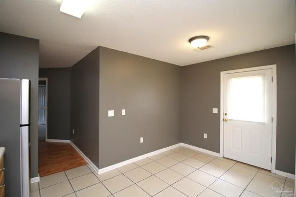 $1,200 | 7161 Pine Blossom Road, Milton, FL 32570