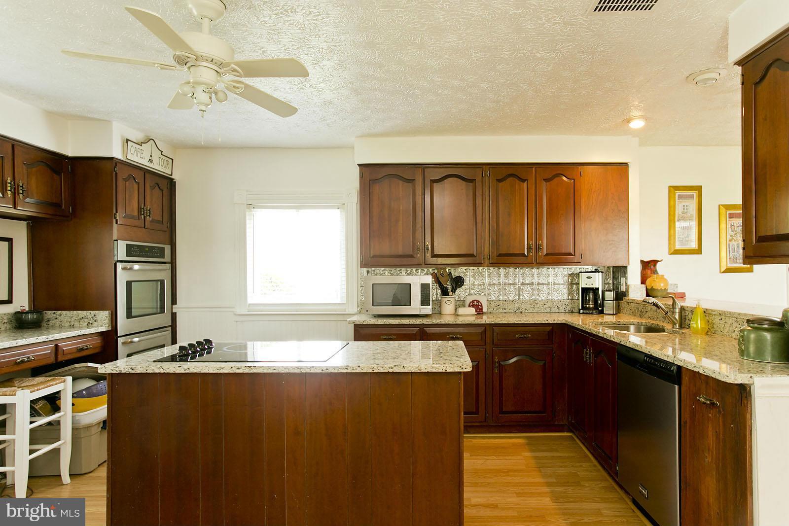 3904 Back Mountain Road Winchester, VA 22602 - Photo 12 of 29 Kitchen