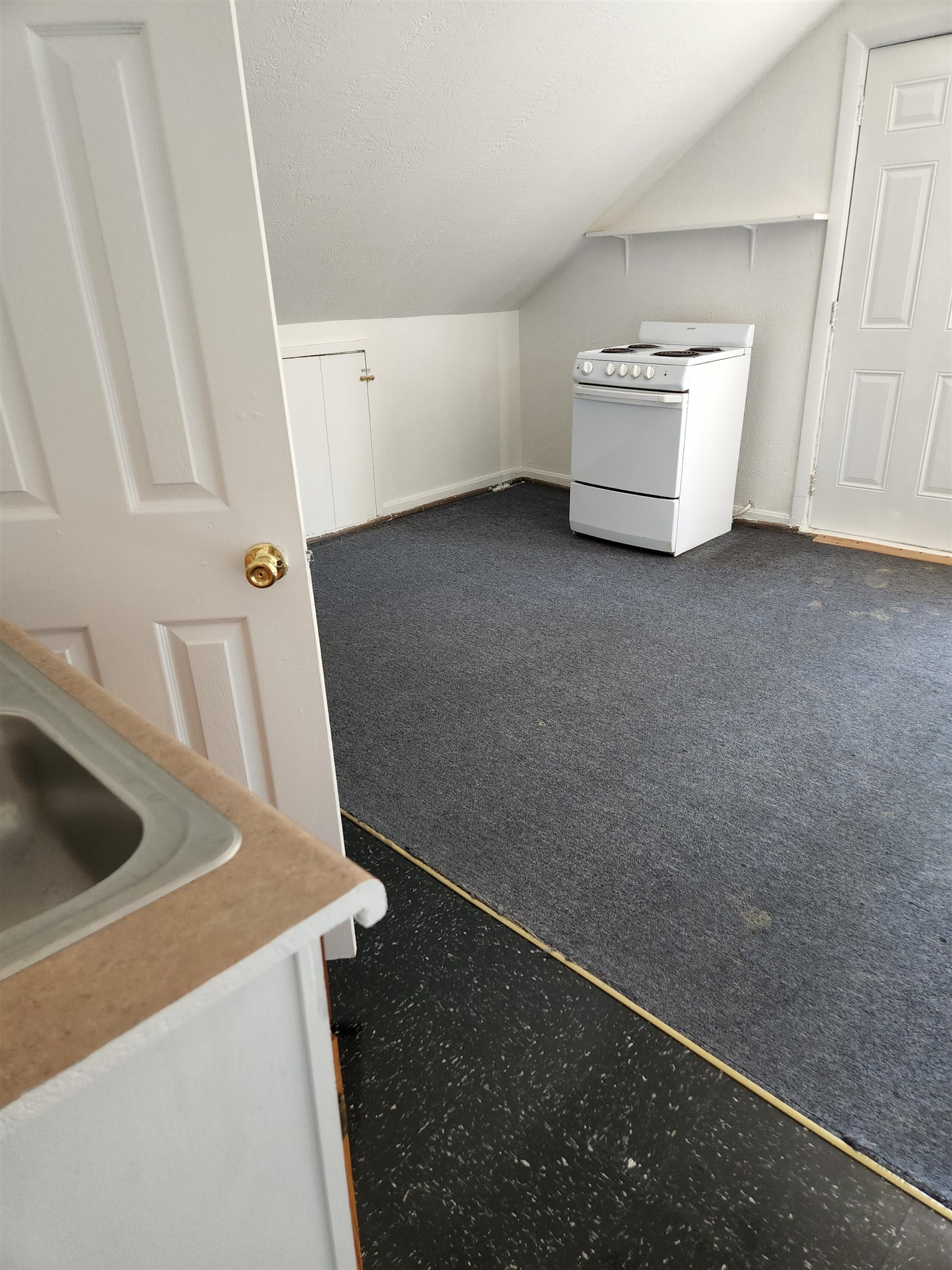 14 Preston Street, Unit 2A Hillsborough, NH 03244 - Photo 3 of 13