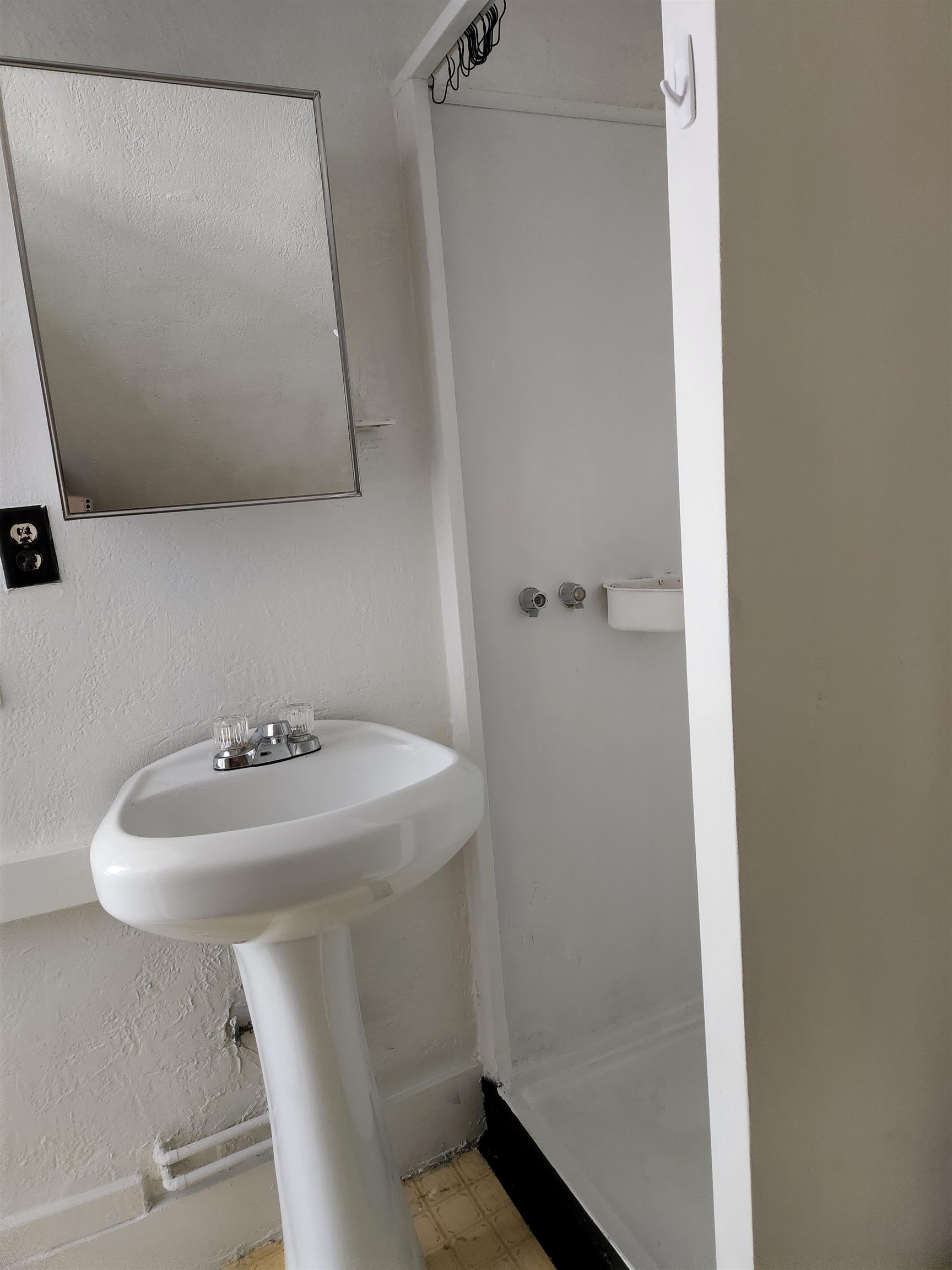 14 Preston Street, Unit 2A Hillsborough, NH 03244 - Photo 8 of 13