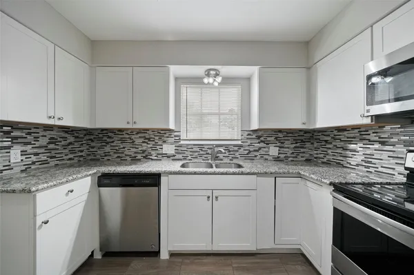 $2,450 | 643 Ames Street, Spring, TX 77373