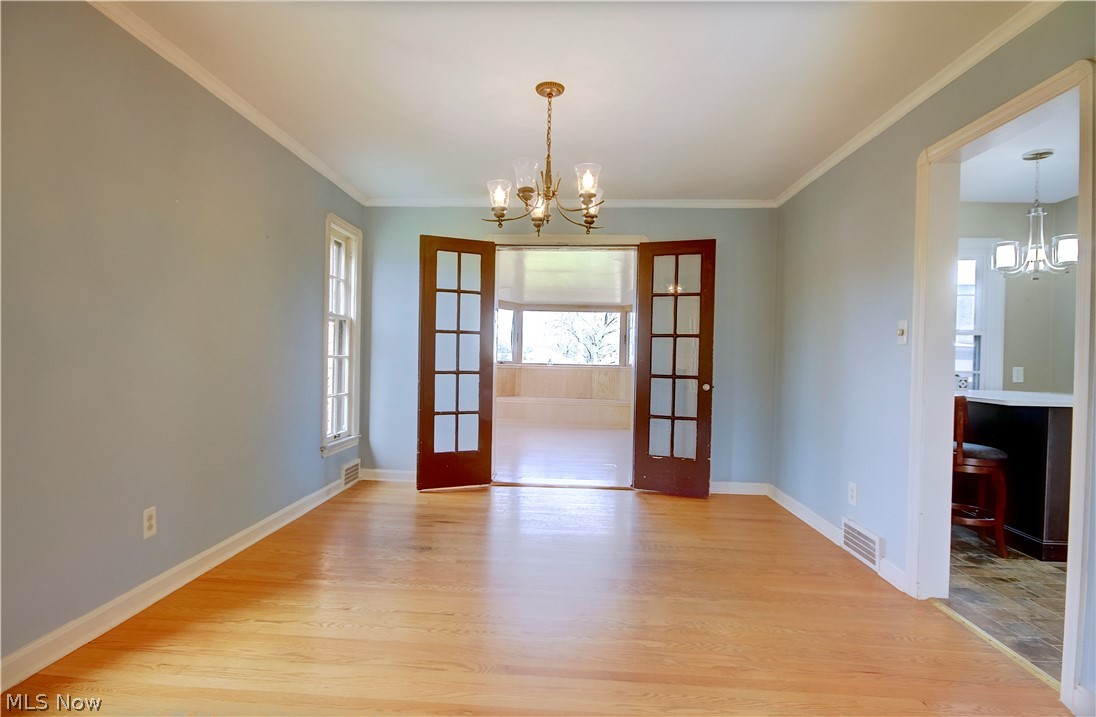 5594 Overlook Road Parma, OH 44129 - Photo 8 of 31 Gallery Image 8