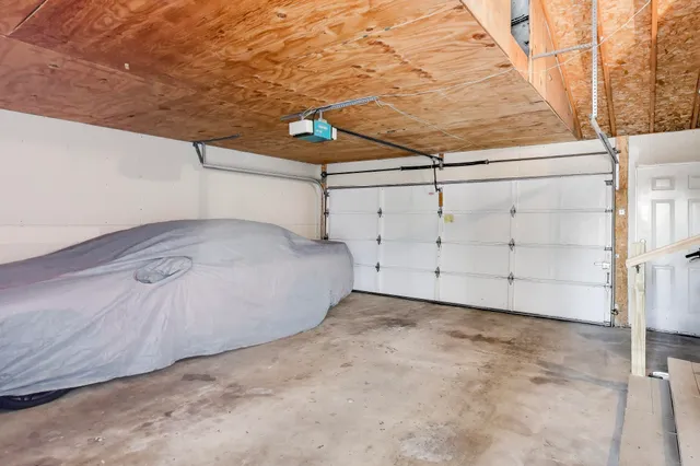 $335,000 | 11534 Antioch Road, Salem Lakes, WI 53179