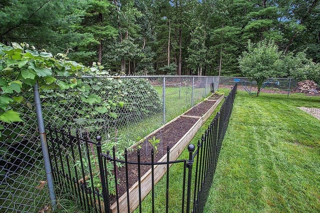99 Richardson Road Chelmsford, MA 01863 - Photo 34 of 38 Gallery Image 34