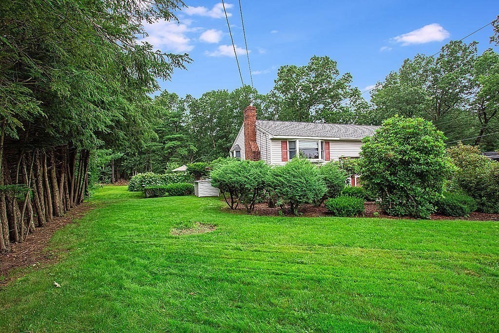 99 Richardson Road Chelmsford, MA 01863 - Photo 37 of 38 Gallery Image 37