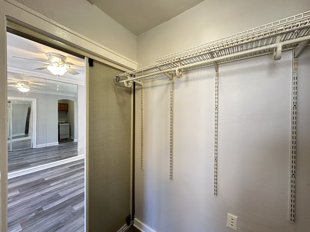 661 West Sheridan Road, Unit 506 Chicago, IL 60613 - Photo 17 of 20 Gallery Image 17
