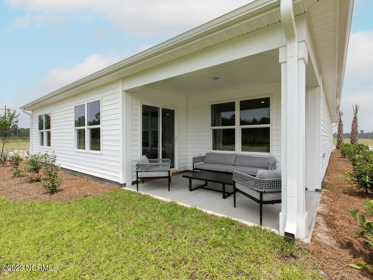 5349 Areca Road, Unit LOT 419 Castle Hayne, NC 28429 - Photo 24 of 43 photos are of similar home shown for illustrative purposes only. Option and colors may differ.