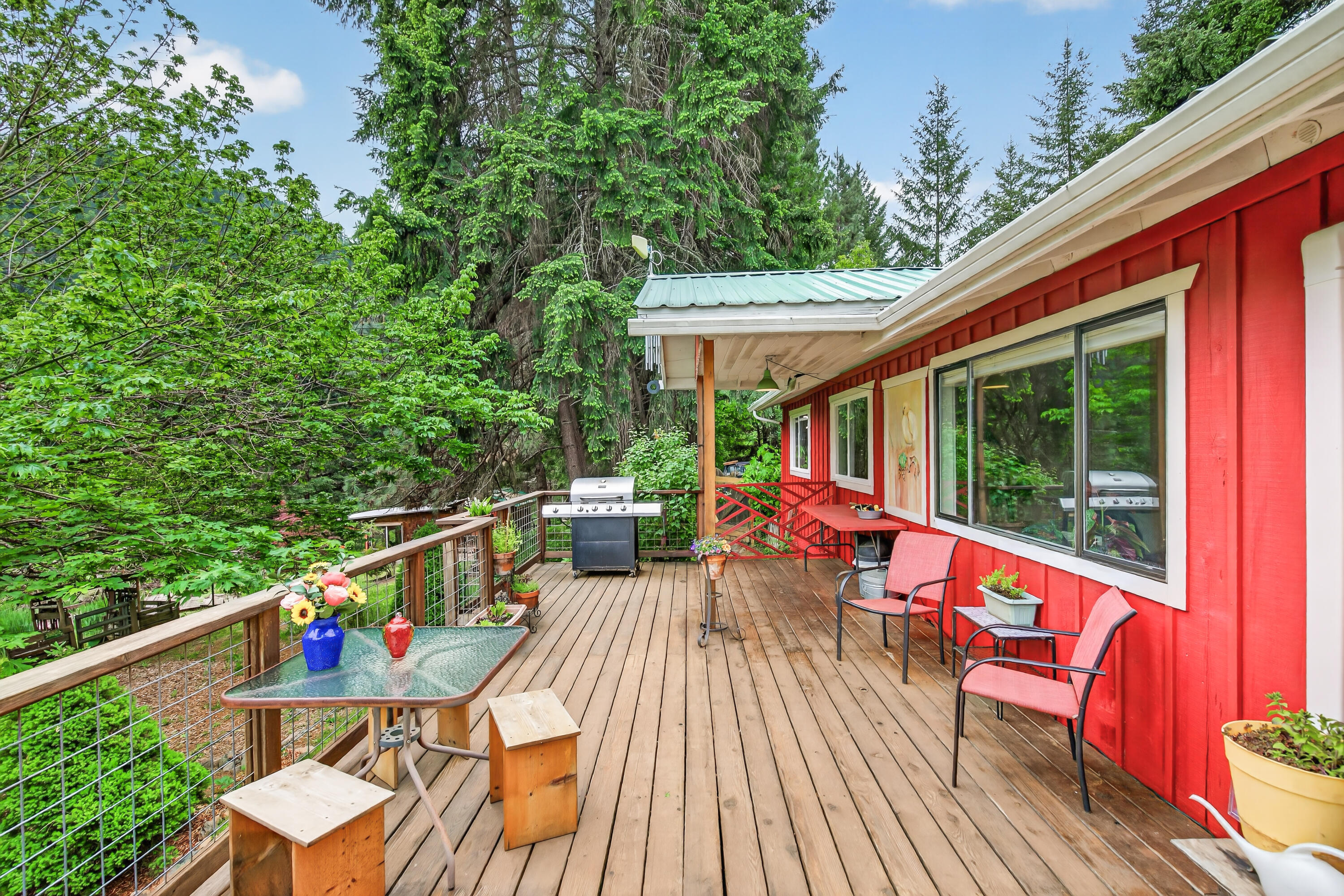 181 Brimstone Road Wolf Creek, OR 97497 - Photo 20 of 72 27-28