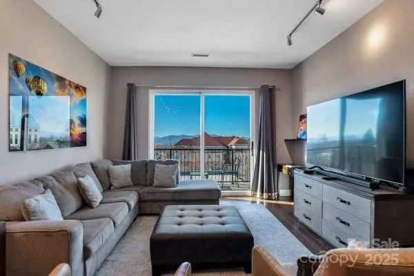$508,000 | 45 Asheland Avenue, Unit 500, Asheville, NC 28801