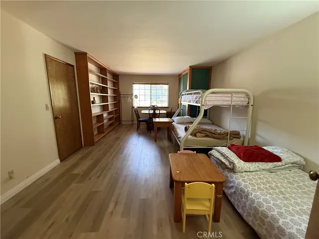 $2,700 | 24466 Horst Drive, Crestline, CA 92325