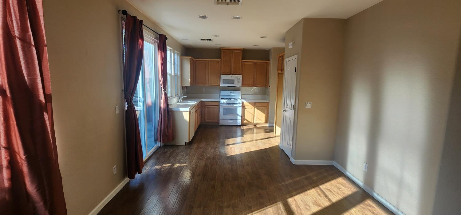 8423 Oliva Road, Unit 168 Roseville, CA 95678 - Photo 2 of 29