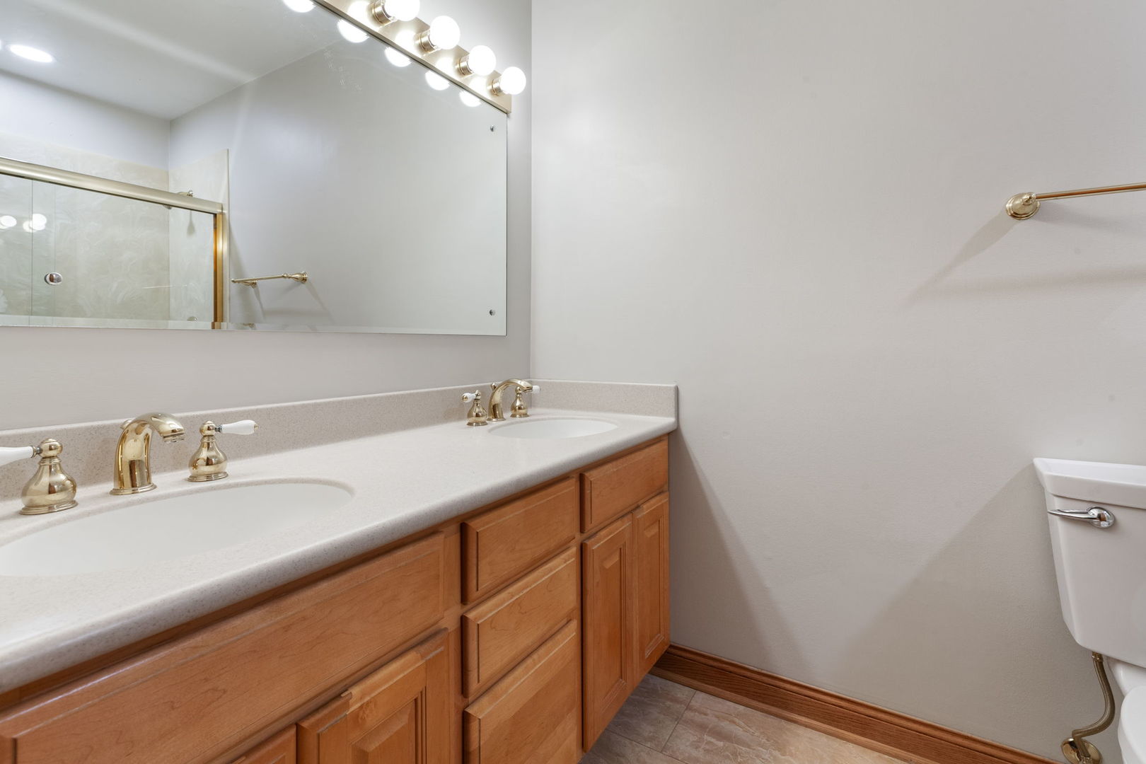 15325 Walnut Road Oak Forest, IL 60452 - Photo 23 of 27 Gallery Image 23