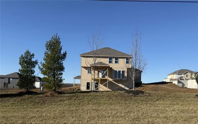 $549,950 | 8931 North Poplar Avenue, Kansas City, MO 64156