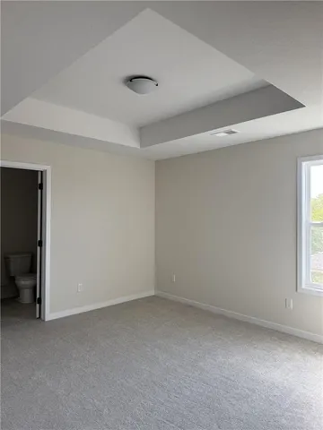 $549,950 | 8931 North Poplar Avenue, Kansas City, MO 64156