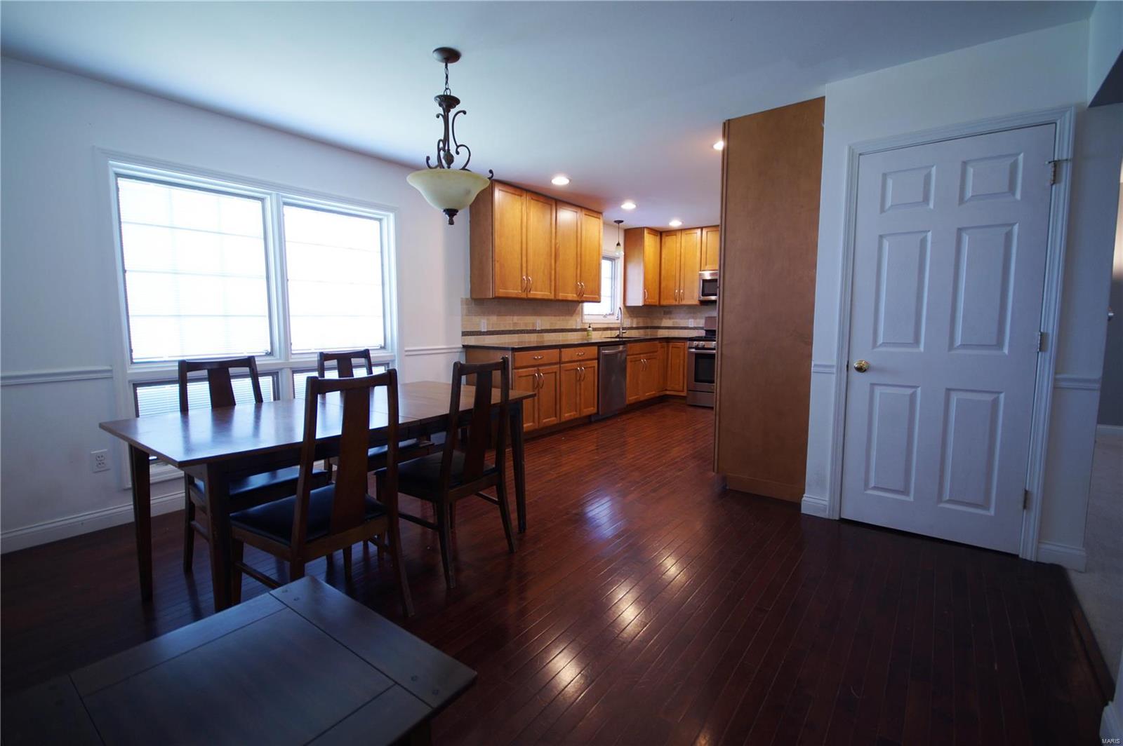 4208 Ringer Road St. Louis, MO 63129 - Photo 14 of 21 Gallery Image 14