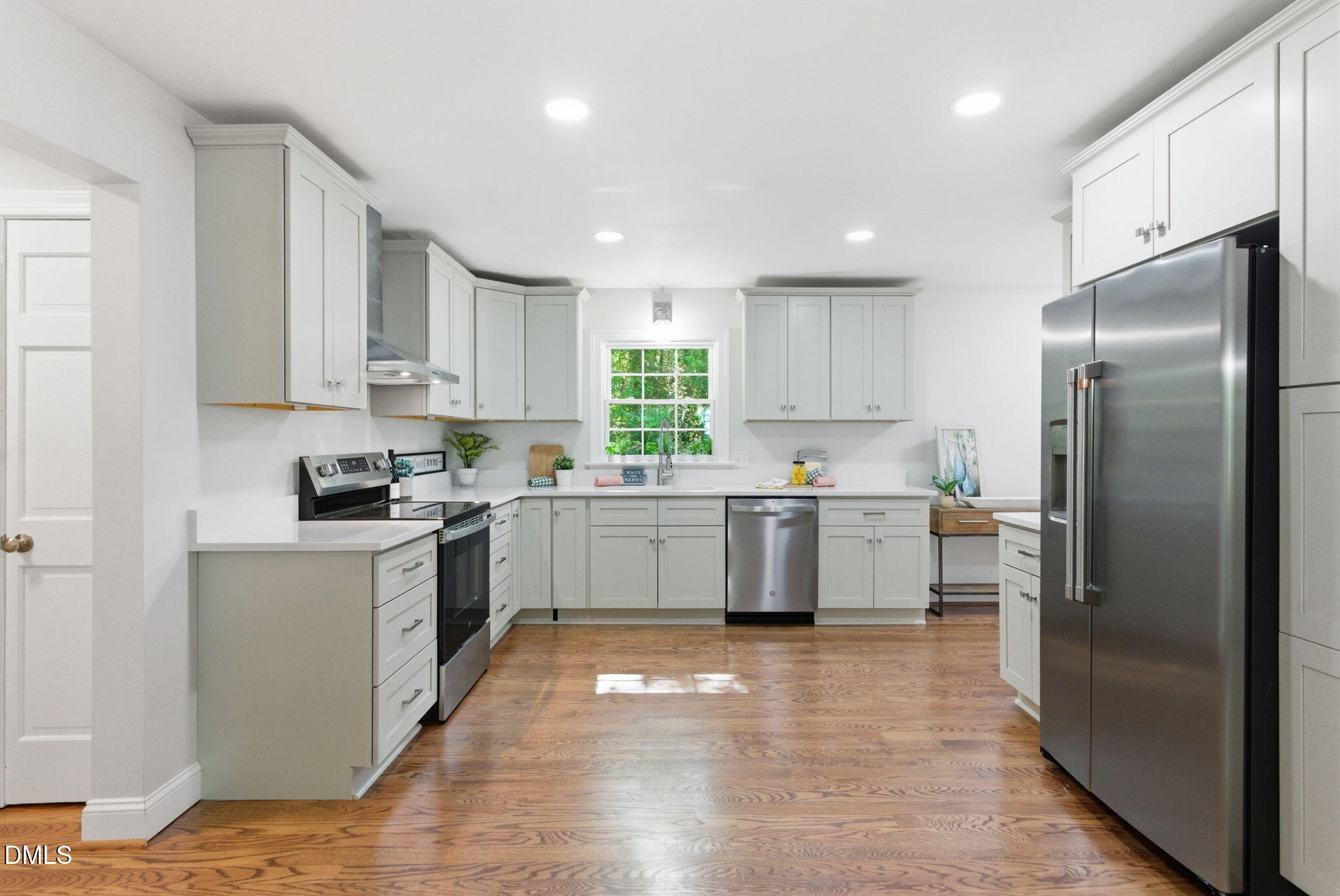 5617 Partridge Lane Raleigh, NC 27609 - Photo 23 of 81 Kitchen