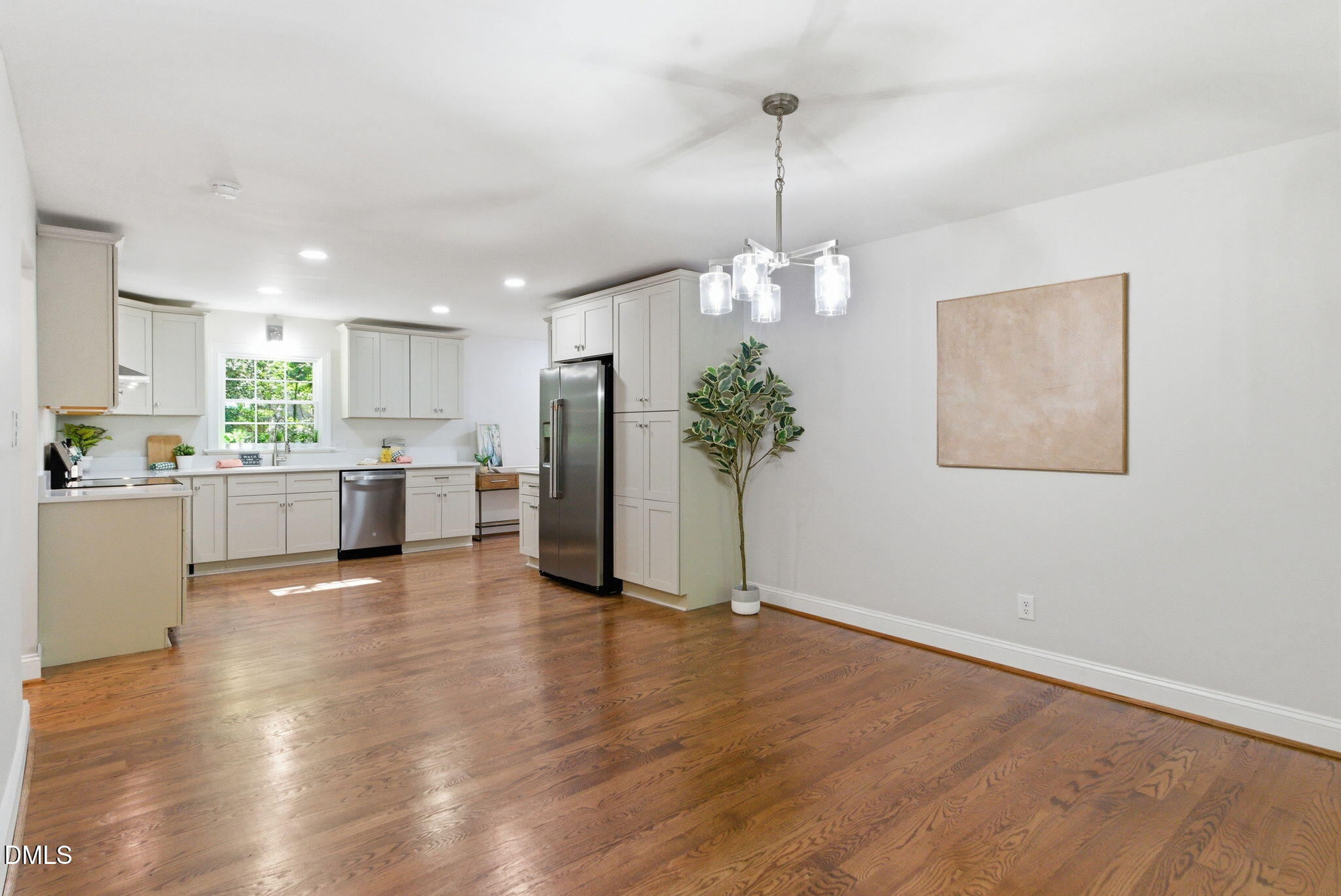 5617 Partridge Lane Raleigh, NC 27609 - Photo 28 of 81 Dining Area