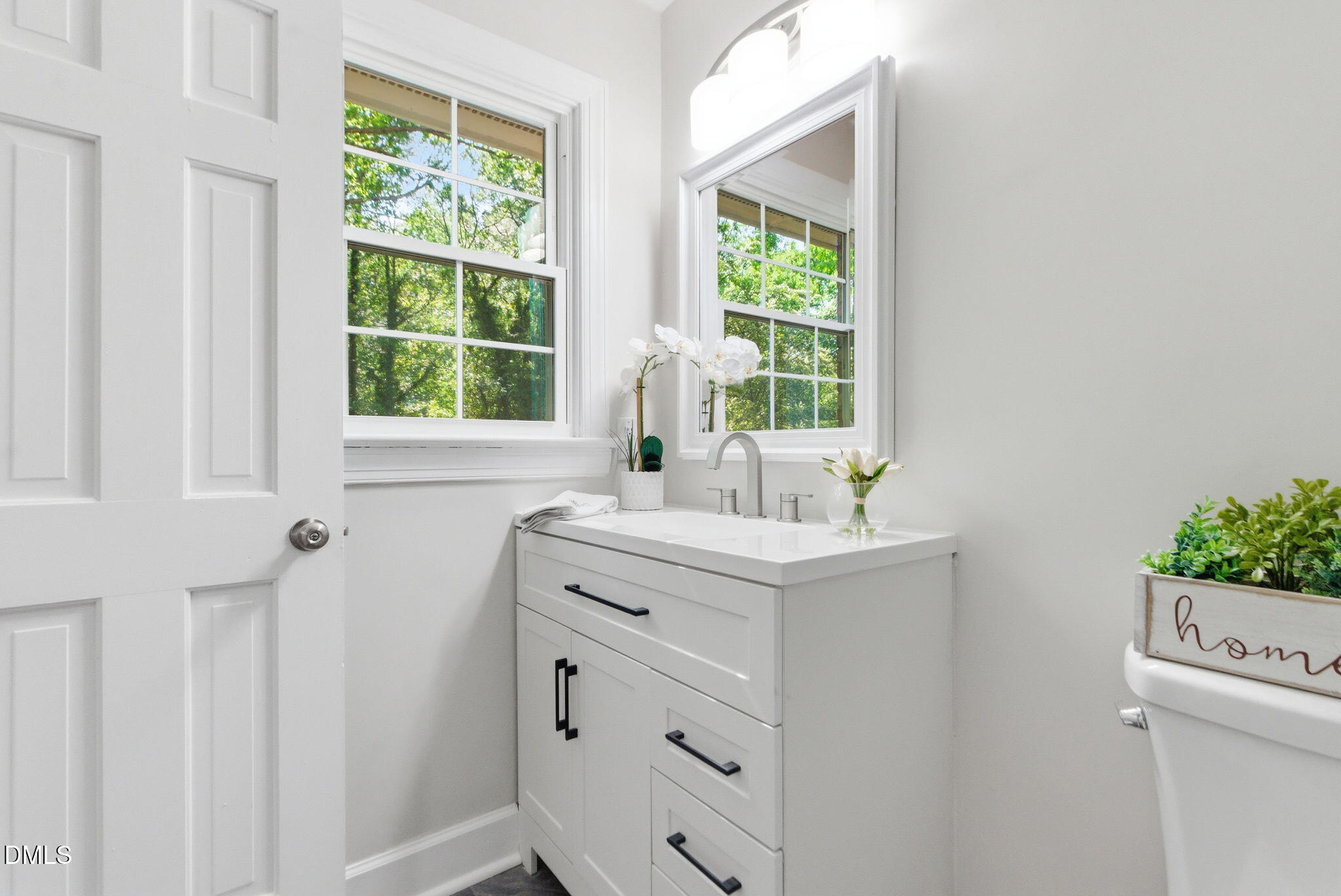 5617 Partridge Lane Raleigh, NC 27609 - Photo 38 of 81 Bathroom