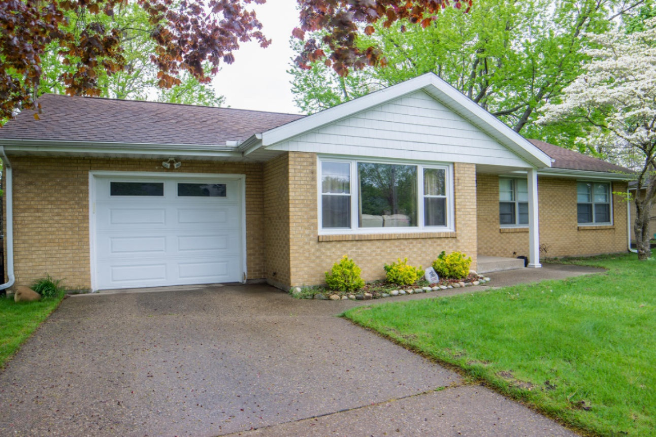 1447 Nelson Road St. Joseph, MI 49085 - Photo 2 of 19 Nelson_Front