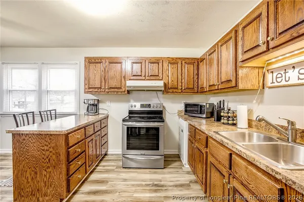 $1,350 | 6132 Dandy Loop Road, Fayetteville, NC 28314