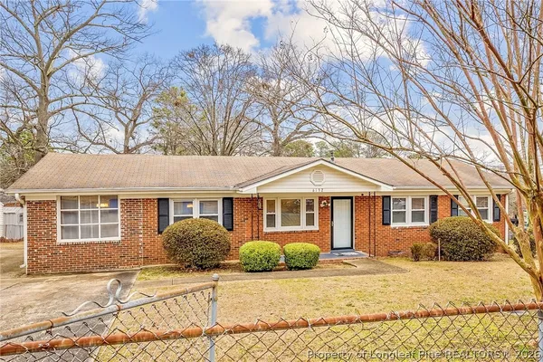$1,350 | 6132 Dandy Loop Road, Fayetteville, NC 28314