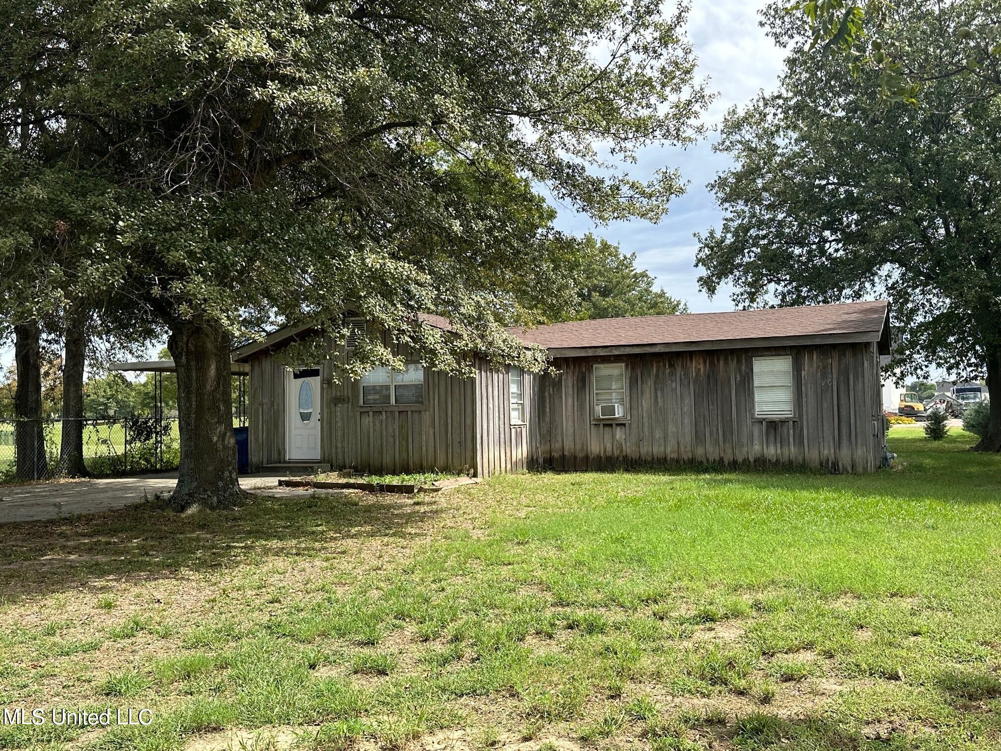 224 Ronaldman Road Cleveland, MS 38732 - Photo 2 of 14 Front Outside