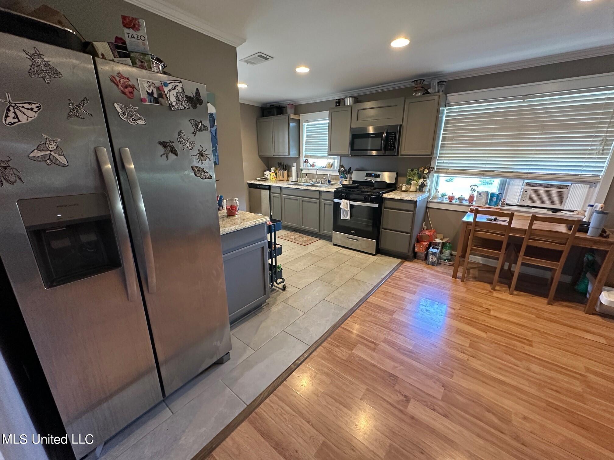 224 Ronaldman Road Cleveland, MS 38732 - Photo 4 of 14 Kitchen & Dining Room