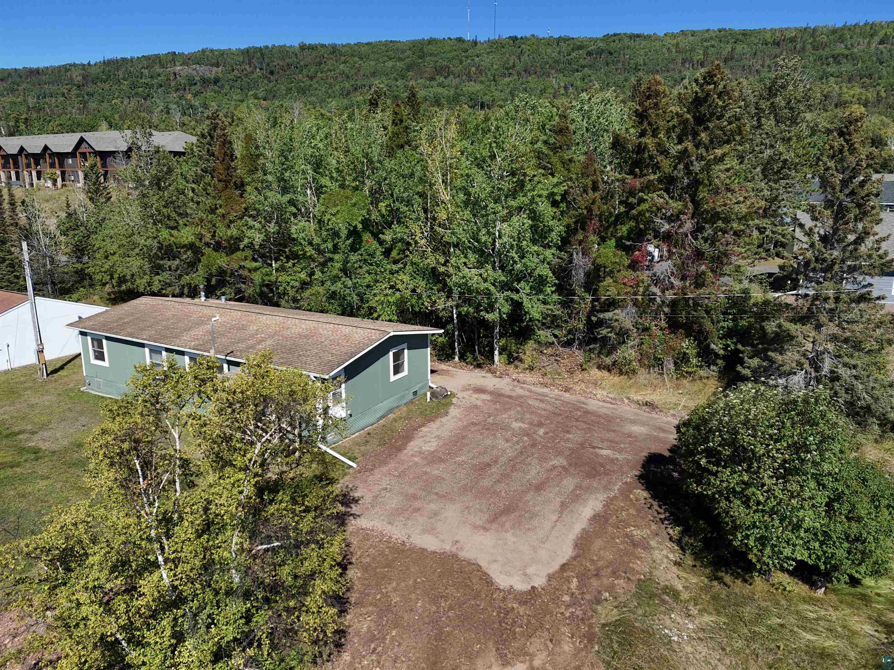 823 Creechville Road Grand Marais, MN 55604 - Photo 5 of 17 Gallery Image 5