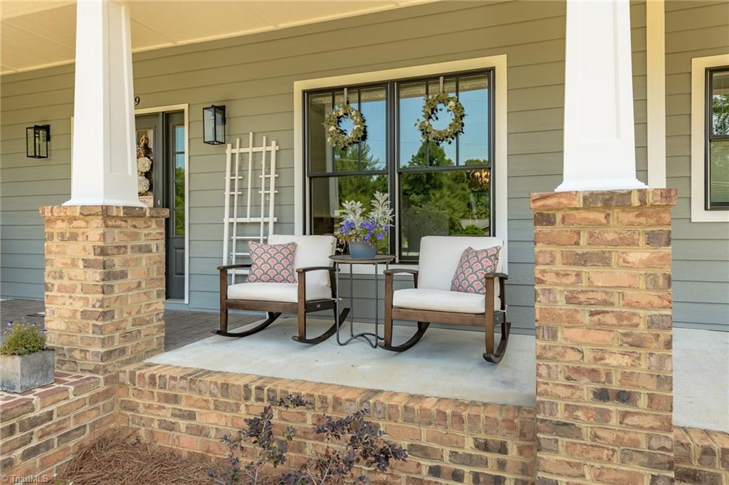 5409 Balsom Road Pfafftown, NC 27040 - Photo 6 of 34 Gallery Image 6