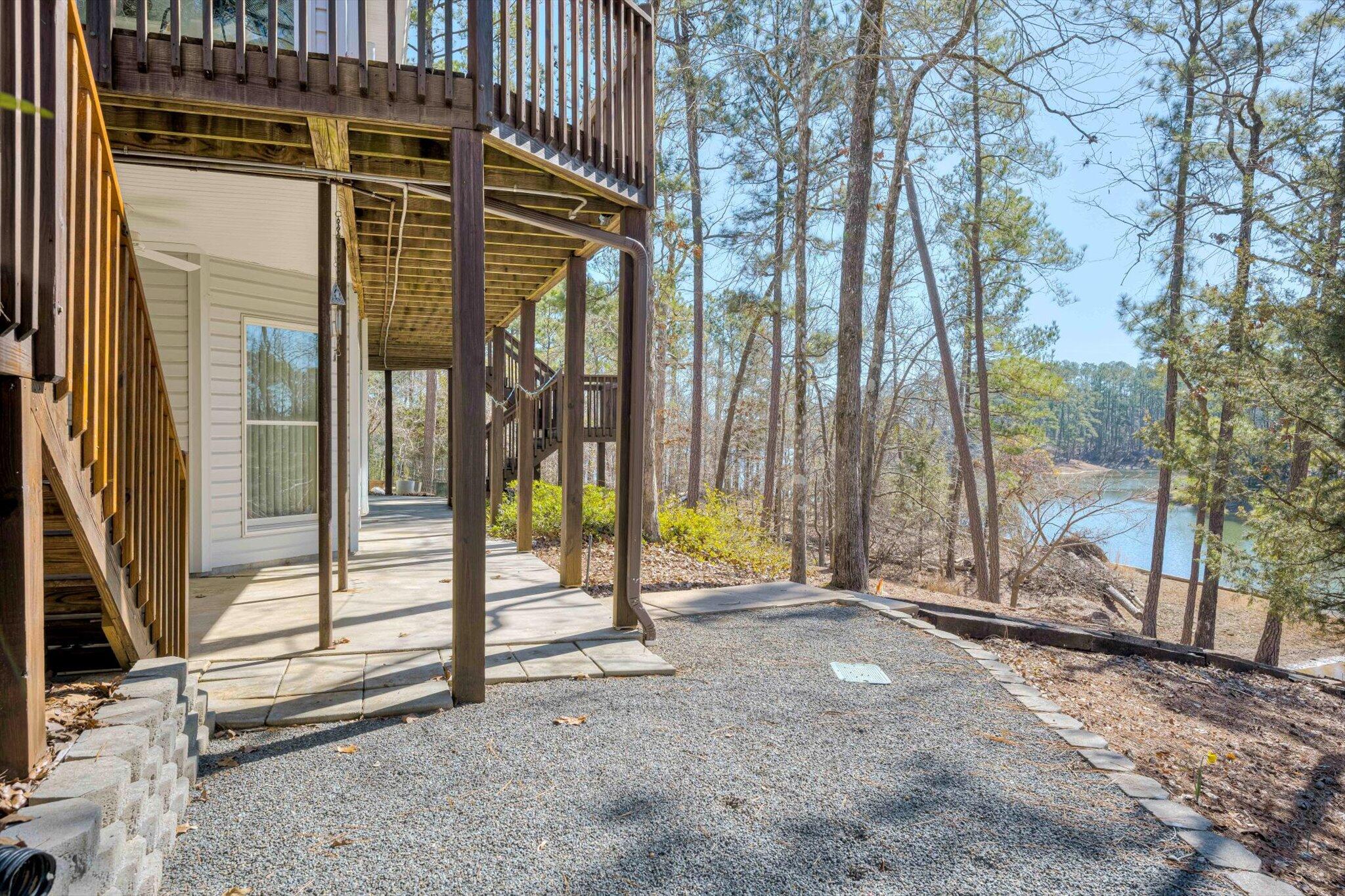 192 Memorial Drive McCormick, SC 29835 - Photo 7 of 64 66-066-
