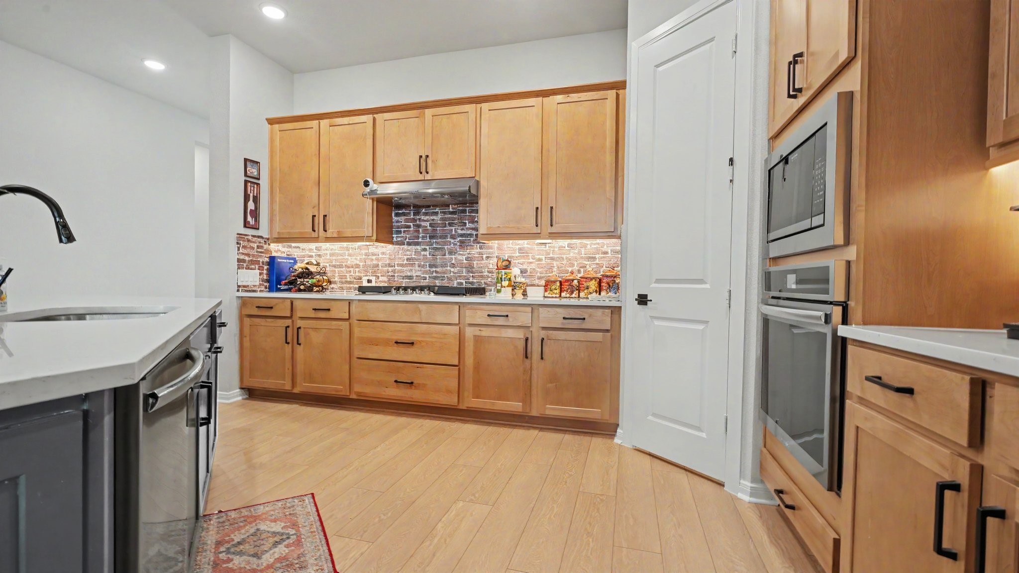 11910 Rice View Drive Mont Belvieu, TX 77523 - Photo 5 of 22