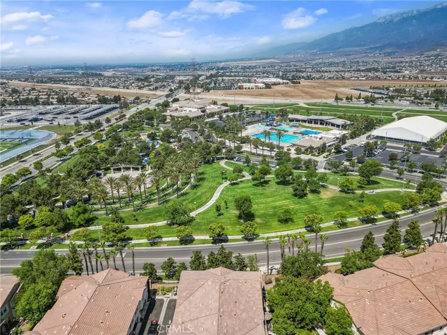 $540,000 | 15723 Parkhouse Drive, Unit 30, Fontana, CA 92336