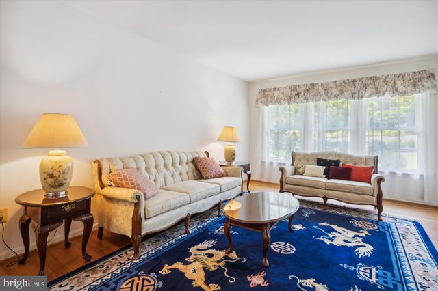 $925,000 | 8307 Kay Court, Annandale, VA 22003