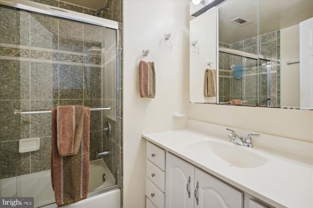 $925,000 | 8307 Kay Court, Annandale, VA 22003