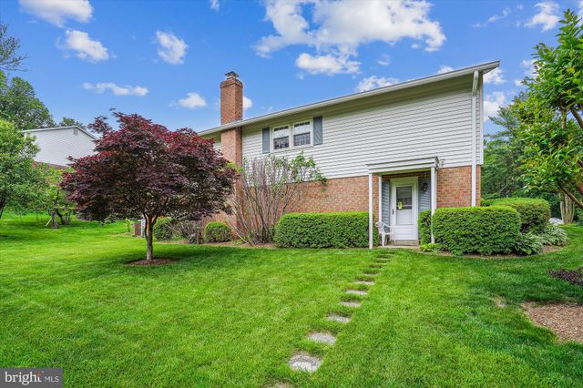 $925,000 | 8307 Kay Court, Annandale, VA 22003