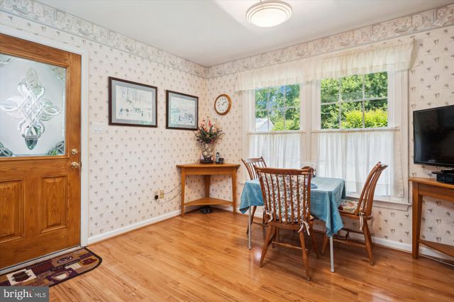 $925,000 | 8307 Kay Court, Annandale, VA 22003