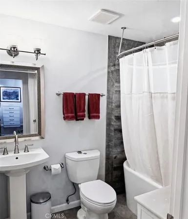 $3,500 | 73030 Catalina Way, Palm Desert, CA 92260