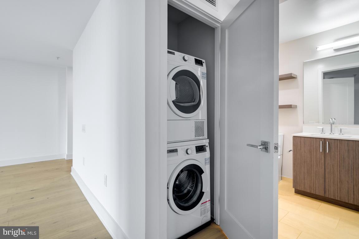 1211 Van Street Southeast, Unit 806 Washington, DC 20003 - Photo 11 of 34