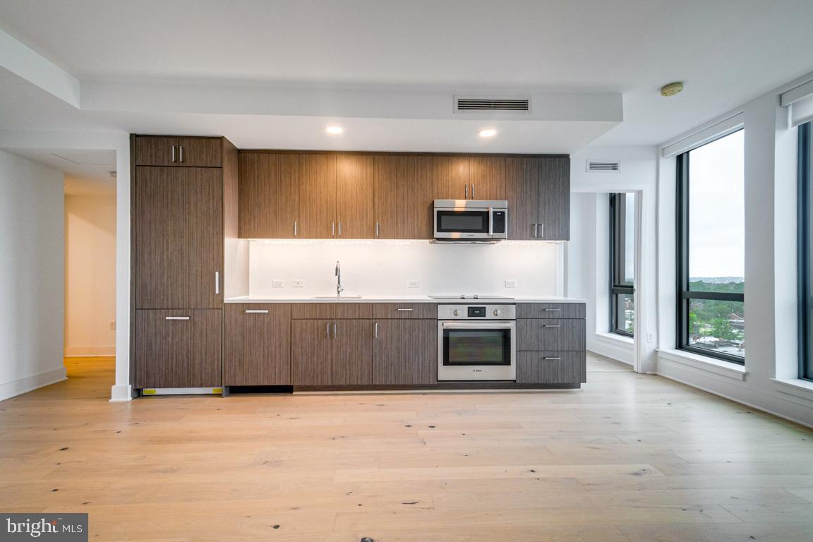 1211 Van Street Southeast, Unit 806 Washington, DC 20003 - Photo 4 of 35